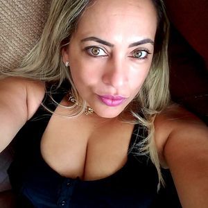 Meet your Posher, Amelia